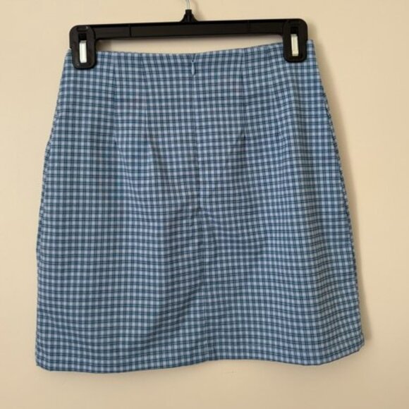 Brandy Melville Cara Skirt - Picture 3 of 6